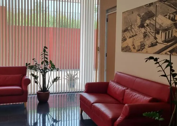 Els Quimics Χιρόνα