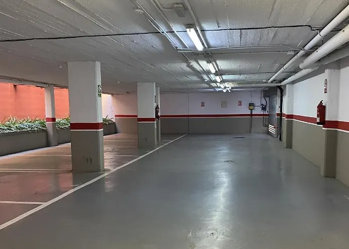 Els Quimics Χιρόνα