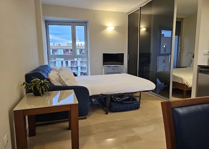 Els Quimics Χιρόνα